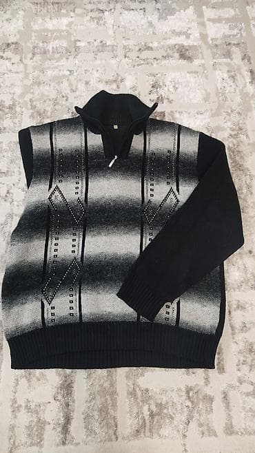 масло воск: 1)Кофта свитер 50-52теплая толстая 2) Кофта на замке (50-52)- 500с — 1