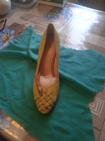 неслихан обувь: Женская обувь — подборка из нескольких пар. 1) Высокие сапоги до — 2