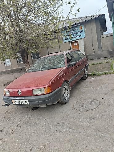 Унаа сатуу: Volkswagen Passat Variant: 1989 г., Кол менен иштөөчү, Бензин, Универсал — 3