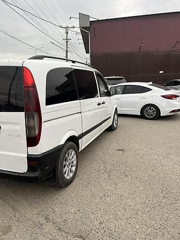 б 3 универсал: Mercedes-Benz Vito: 2004 г., 2.2 л, Механика, Дизель, Минивэн — 4