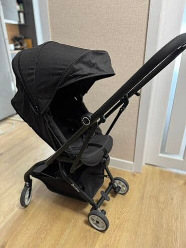 Коляска, цвет - Черный