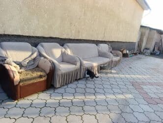 Прямой диван, Б/у