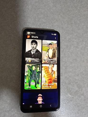 a 30 s: Samsung Galaxy A26, Б/у, 128 ГБ, цвет - Черный, 2 SIM — 3