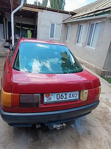 kirgiz auto: Audi 80: 1989 г., 1.8 л, Механика, Бензин, Седан — 4