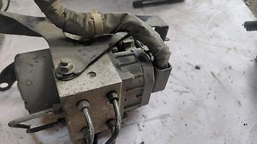 suba: Блок ABS Subaru 2002 г., Б/у, Оригинал, Япония — 1