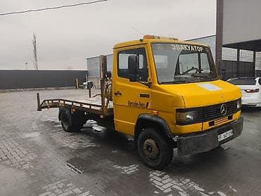 магнитофон маяк: Эвакуатор, Mercedes-Benz, 1990 г., Прямая — 3