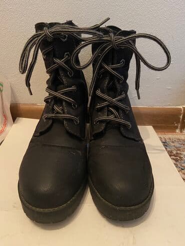 демисезонная: Ботинки, 37, Colors of California, Б/у, цвет - Черный, Самовывоз — 1