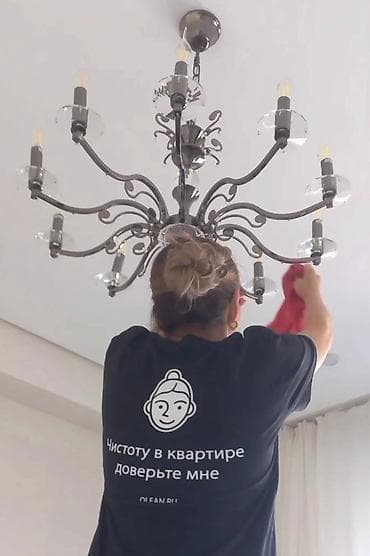 деревянные столы стулья: Профессиональная мойка люстр и потолочных светильников - Делicate — 3