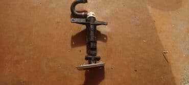 б у запчасти для телефонов: Продаю на Лексус ЛС 460: решетка радиатора- 5000сом, одно ушко для — 5