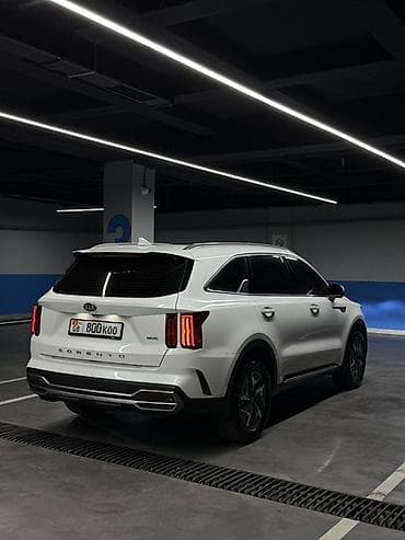 byd e9: Kia Sorento: 2020 г., Гибрид, Кроссовер — 3