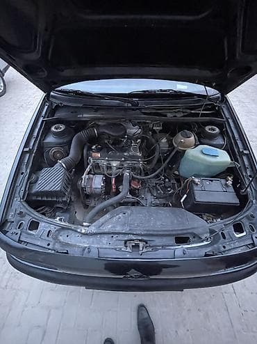 последуеший выкуп на авто: Volkswagen Passat: 1992 г., 1.8 л, Механика, Бензин, Седан — 8
