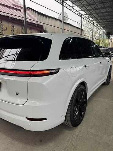 bid e2: Lixiang L7: 2024 г., 1.5 л, Автомат, Гибрид, Кроссовер — 4