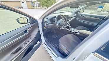 на хундай соната: Hyundai Grandeur: 2018 г., 3 л, Автомат, Газ, Седан — 5