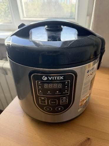Мультиварка VITEK VT‑4278 BK - Мощность: 900 Вт - Питание: 220–240 В