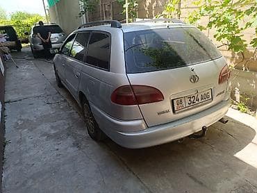 мерседес 211 универсал: Toyota Avensis: 2002 г., Дизель, Универсал — 3