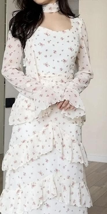 Женственное платье в цветочный принт с воланами - Длина: миди/макси -