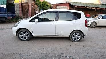 фит rs: Honda Fit: 2001 г., 1.3 л, Автомат, Бензин, Хэтчбэк — 4