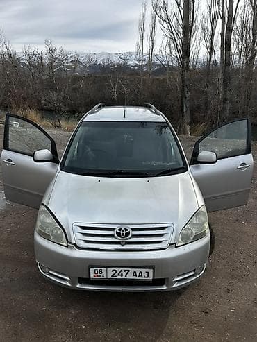 toyota corolla цена: Toyota Avensis Verso: 2003 г., 2.4 л, Автомат, Бензин, Минивэн — 2