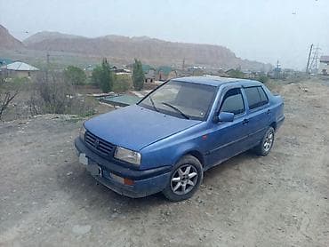 сг 9: Volkswagen Vento: 1992 г., 1.8 л, Механика, Бензин, Седан — 1