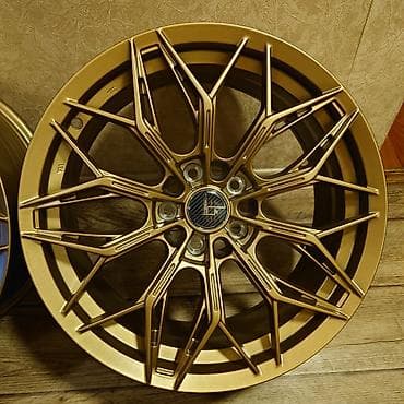 r15 185: Диски R 18 Vossen, Комплект, отверстий - 5, Новый — 5