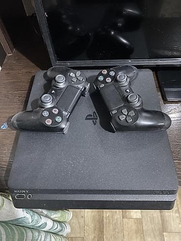 PS3 (Sony PlayStation 3): Продаю или меняю на айфон Sony PlayStation 4 Slim (CUH‑2xx) с двумя — 1