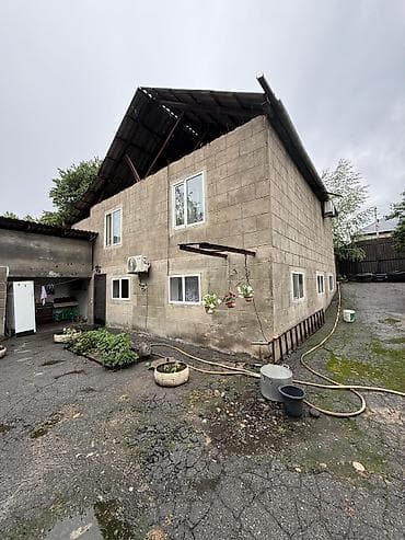 продаю дом кок джар: Продается двухуровневый дом в с. Сокулук по ул. Комсомольская. Участок — 1