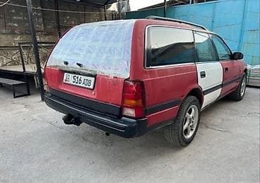 bmw 340i: Mazda 626: 1988 г., 2 л, Механика, Бензин, Универсал — 7