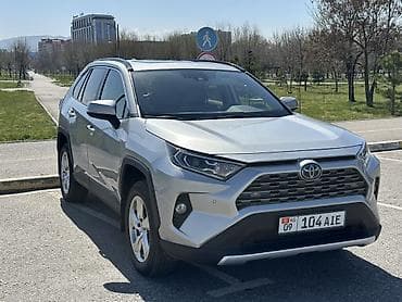 Toyota RAV4: 2019 г., 2.5 л, Автомат, Гибрид, Кроссовер — 1
