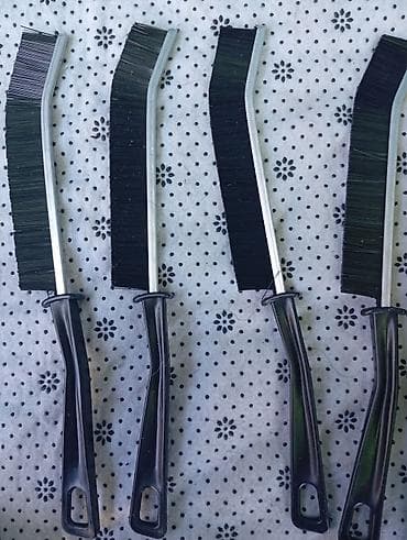 Щётка для чистки труднодоступных мест,по 100 сомов каждый - Узкая