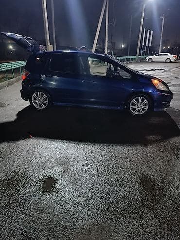 выкуп авто фит: Honda Fit: 2009 г., 1.5 л, Автомат, Бензин, Хэтчбэк — 5
