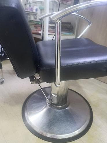 продаю парикмахерское кресло: Парикмахерское кресло на гидравлике - Плавная гидравлическая — 3