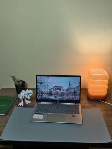 лампы для цветов: Настольный светильник для домашнего декора. в наличии в четырех — 3