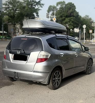 honda jazz ош: Honda Jazz: 2009 г., 1.3 л, Автомат, Бензин, Хэтчбэк — 7
