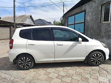 субару красовер: Honda Fit: 2003 г., 1.3 л, Вариатор, Бензин, Хэтчбэк — 2