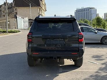 tayota 4 runner: Toyota 4Runner: 2025 г., Бензин, Внедорожник — 2