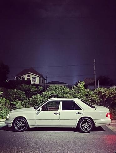 bmw 1994: Mercedes-Benz W124: 1994 г., 2.2 л, Механика, Бензин, Седан — 6