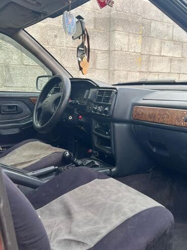 юбка на степ: Ford Scorpio: 1993 г., 2 л, Механика, Бензин, Хэтчбэк — 7