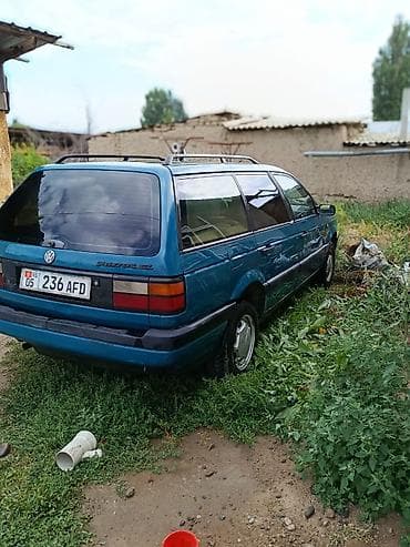 абхаз авто машины: Volkswagen Passat: 1991 г., 1.8 л, Механика, Бензин, Универсал — 4