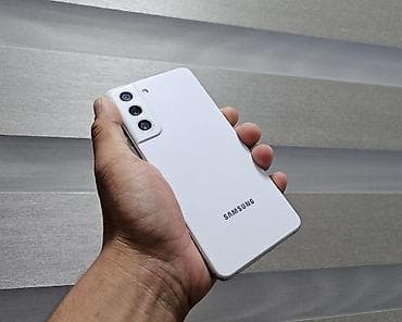 galaxy starship: Samsung Galaxy S21 FE, Б/у, 256 ГБ, цвет - Белый, 1 SIM, 2 SIM — 3
