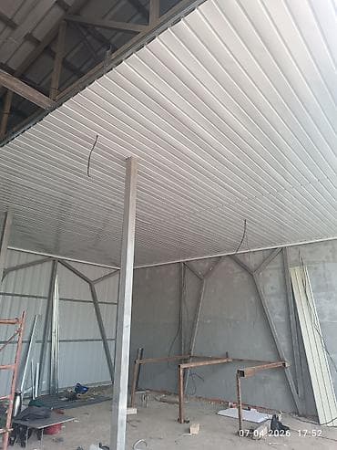 скрытая дверь: Подшивка потолка и карнизов сайдинг-панелями ПВХ/металл для — 1