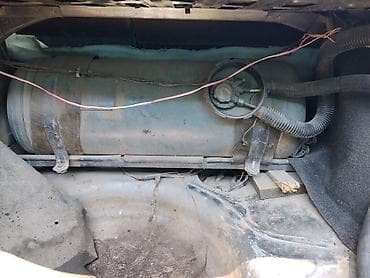 жугули 06: Volkswagen Passat: 1989 г., Седан — 9
