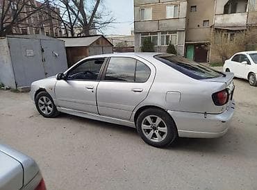 Nissan Primera: 2000 г., 0.2 л, Механика, Бензин, Седан