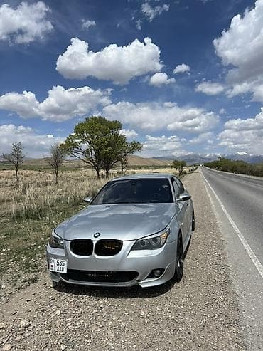 делаем справки: BMW 5 series: 2004 г., 3 л, Механика, Бензин, Седан — 1