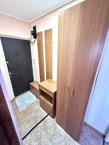 4: 3 комнаты, 58 м², 8 мкр 104 серия, 4 этаж, Требуется ремонт — 1