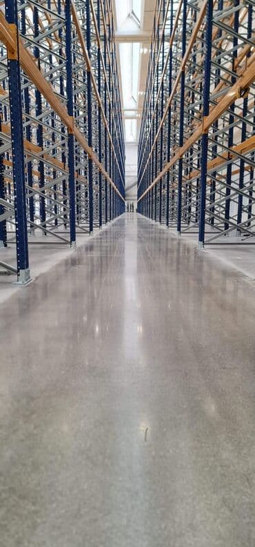 заливка пола: Стяжка Бесплатная консультация, Гарантия Больше 6 лет опыта — 2