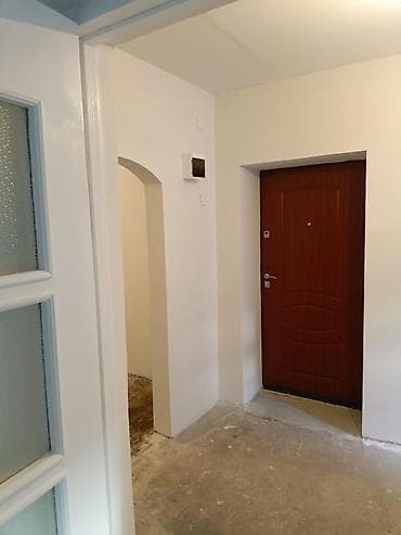 фучика 18 а: 3 комнаты, 56 м², 105 серия, 1 этаж, ПСО (под самоотделку) — 2