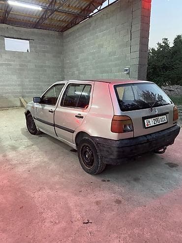 audi rs3: Volkswagen Golf: 1994 г., Механика, Хэтчбэк — 4