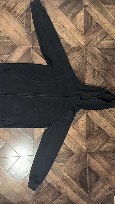 Мужская одежда: Мужская толстовка, S, M, Lining, Б/у, цвет - Черный, Самовывоз, Платная доставка — 1