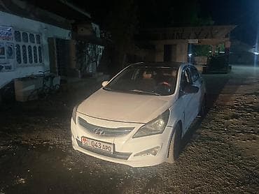 Hyundai Solaris: 2015 г., 1.6 л, Механика, Бензин, Седан