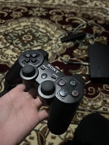 Игровой комплект: Sony PlayStation 3 + 4 геймпада + телевизор Samsung
